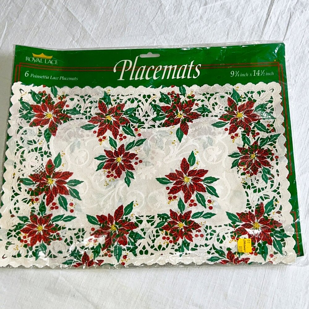🎄Vintage Royal Lace Christmas Poinsettia Placemats🎄Set of 6 Paper Lace Doiles